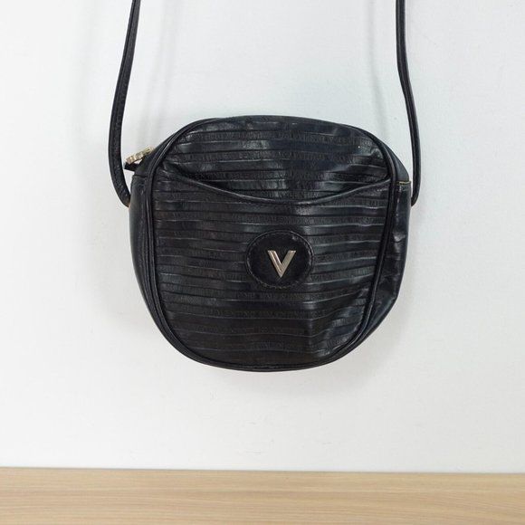 VTG VALENTINO Purse Leather Black Crossbody Small V Logo‎ Sling MARIO VALENTINO - Picture 3 of 16
